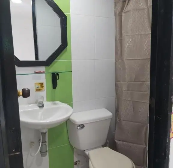 Economy-huone, Hostal Y Camping Los Girasoles