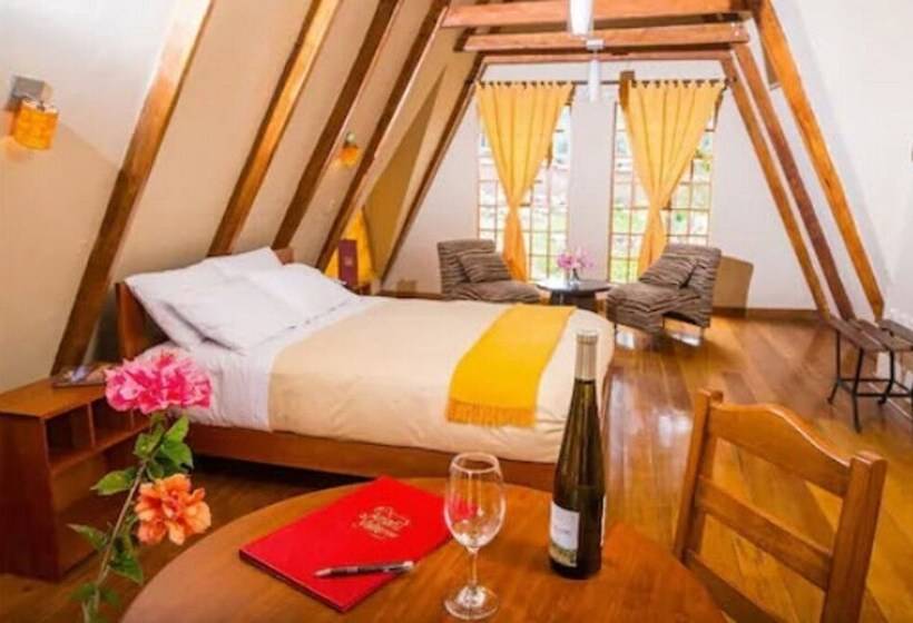 غرفة سوبيريور, Amaru Valle