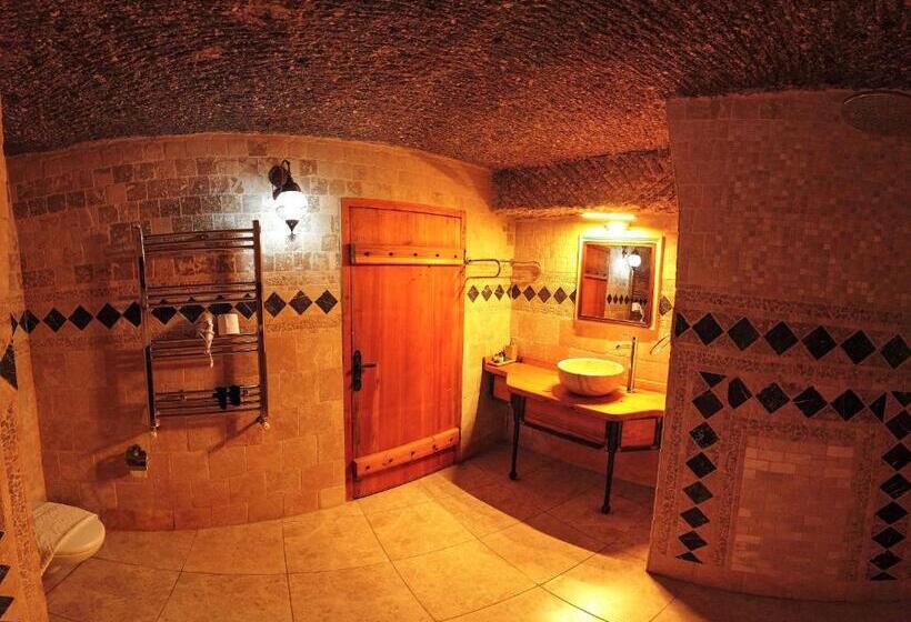 سوییت لوکس, Angel Cave Suite