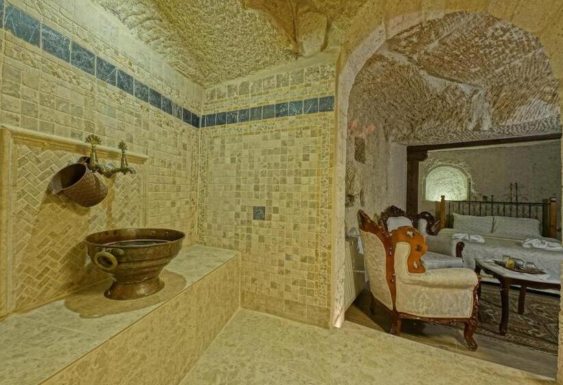 اتاق سوپریور, Angel Cave Suite