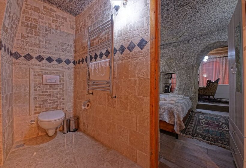 سوییت لوکس, Angel Cave Suite