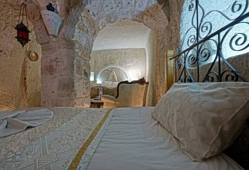 سوییت لوکس, Angel Cave Suite