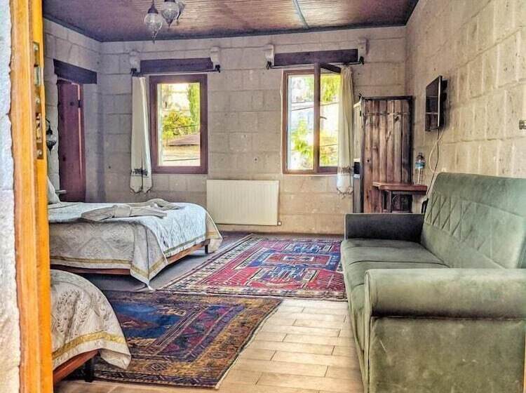 Deluxe Suite King Bed, Angel Cave Suite