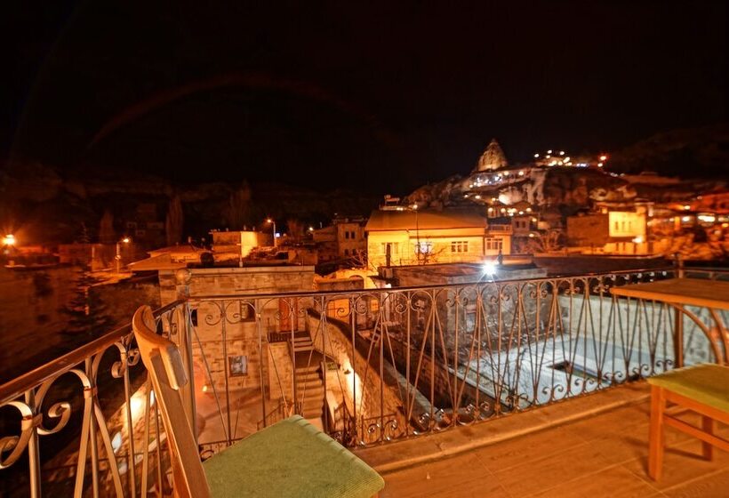 سوییت لوکس, Angel Cave Suite