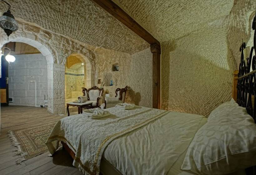 سوییت سوپریور, Angel Cave Suite