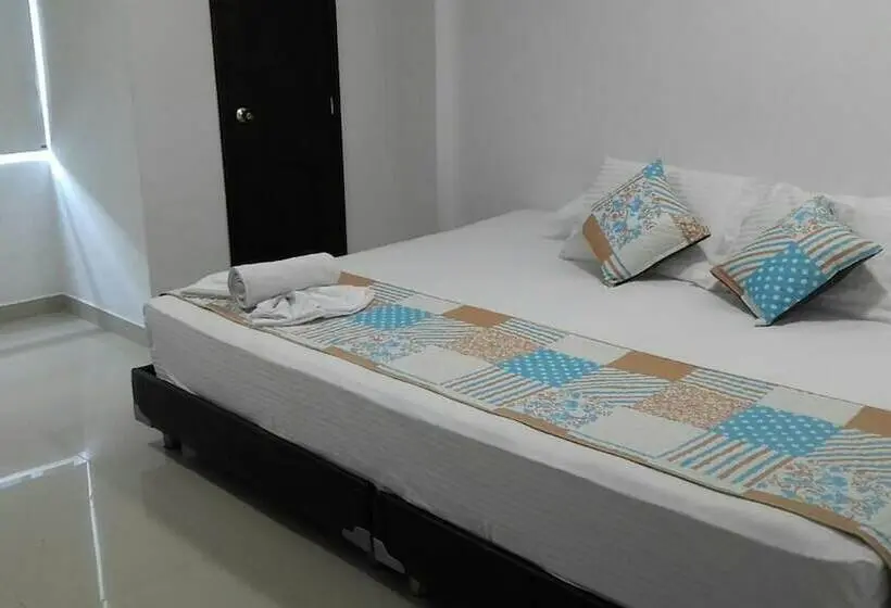 اتاق استاندارد سه نفره, Boutique Plazuela Real