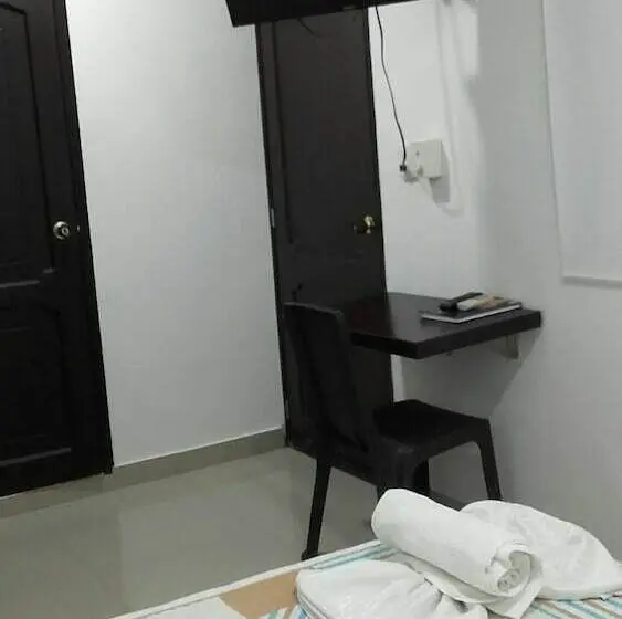 اتاق استاندارد سه نفره, Boutique Plazuela Real