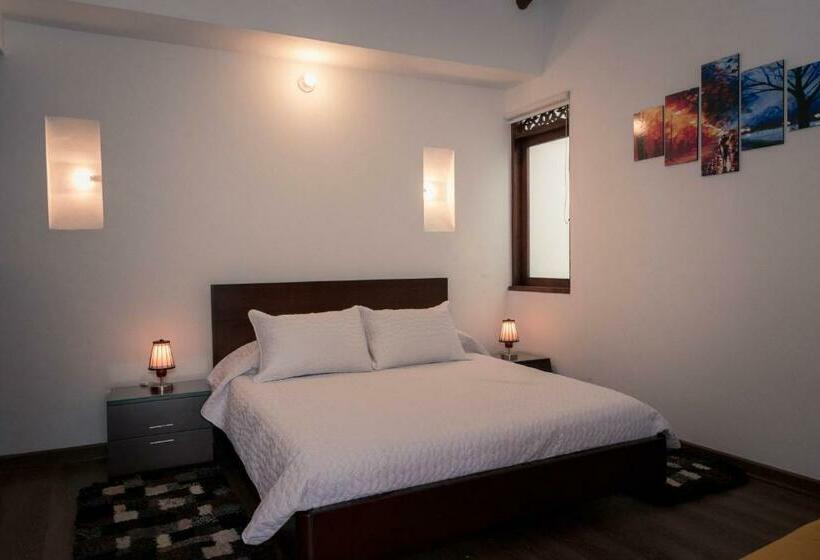 Номер Стандарт, Campanario Real