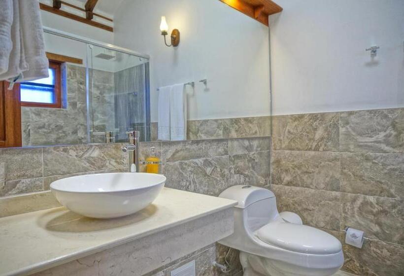 Номер Стандарт, Campanario Real