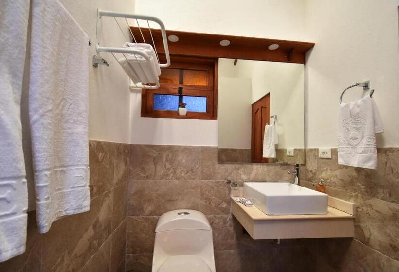 Номер Стандарт Трехместный, Campanario Real