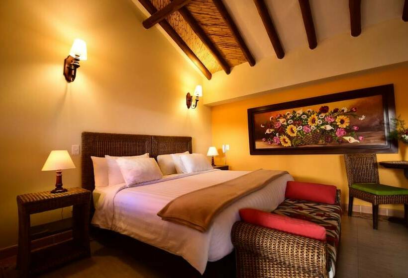 Номер Стандарт, Campanario De La Villa