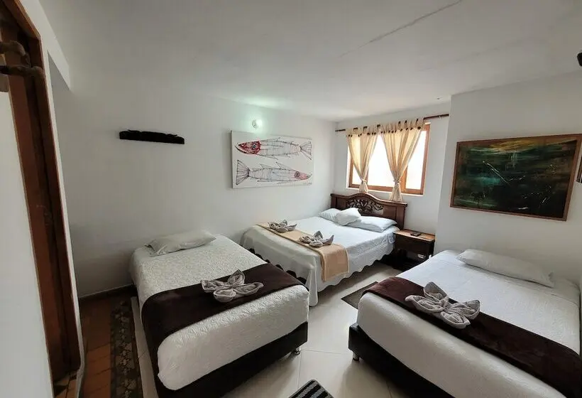 اتاق استاندارد چهار تخته, Casa Cantabria
