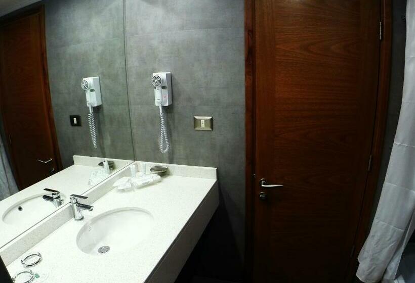 غرفة قياسية, Diego De Almagro Providencia