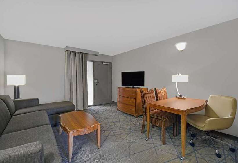 Люкс, Home2 Suites By Hilton Bowling Green