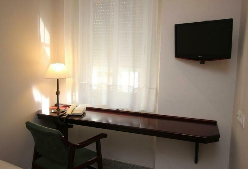 اتاق استاندارد یک نفره, Maestranza