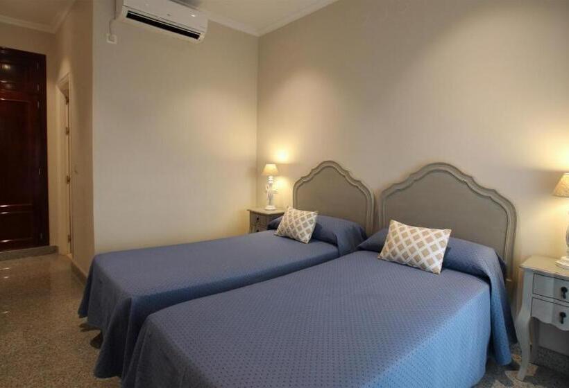 اتاق استاندارد با بالکن, Maestranza