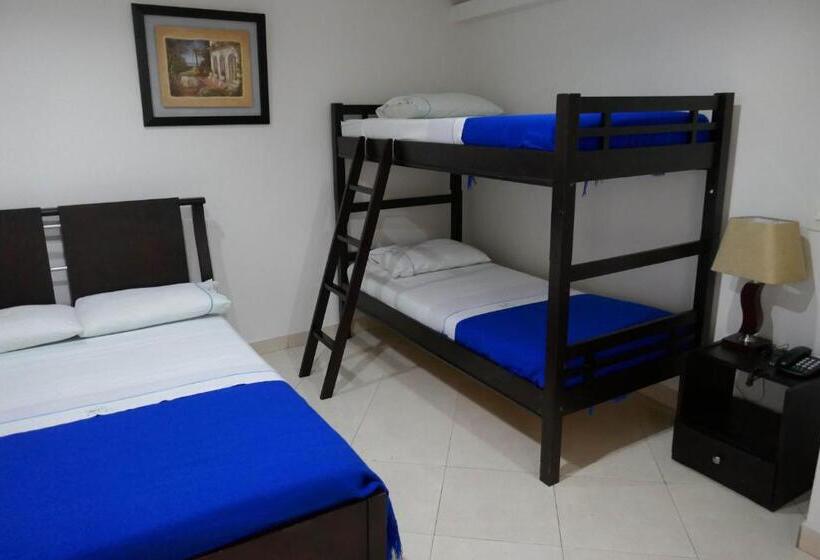 חדר סטנדרט לארבעה, Puerto Bahia