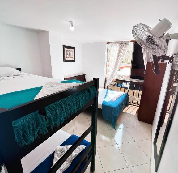 חדר סטנדרט לארבעה, Puerto Bahia