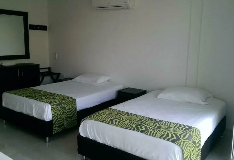 Deluxe Kolmen Hengen Huone, Septima Avenida