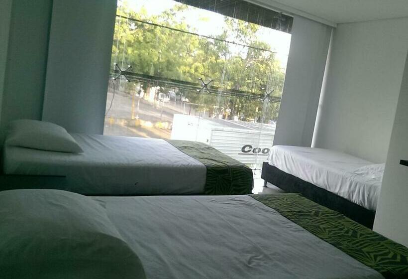 غرفة ديلوكس ثلاثية, Septima Avenida