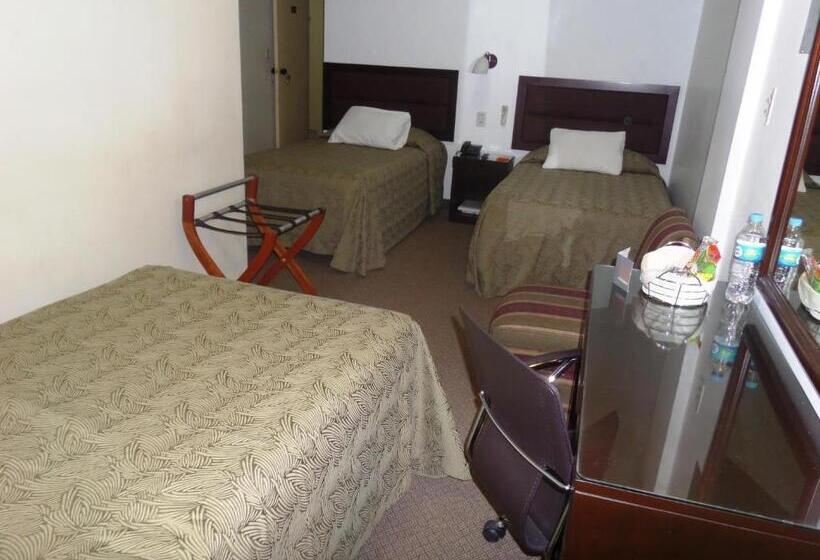 스탠다드 트리플 룸, Intiotel Chiclayo