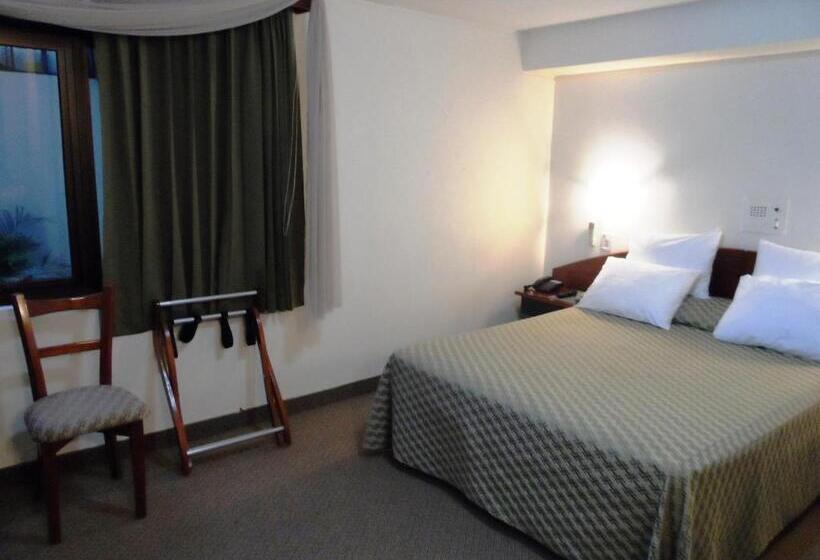 주니어 스위트, Intiotel Chiclayo