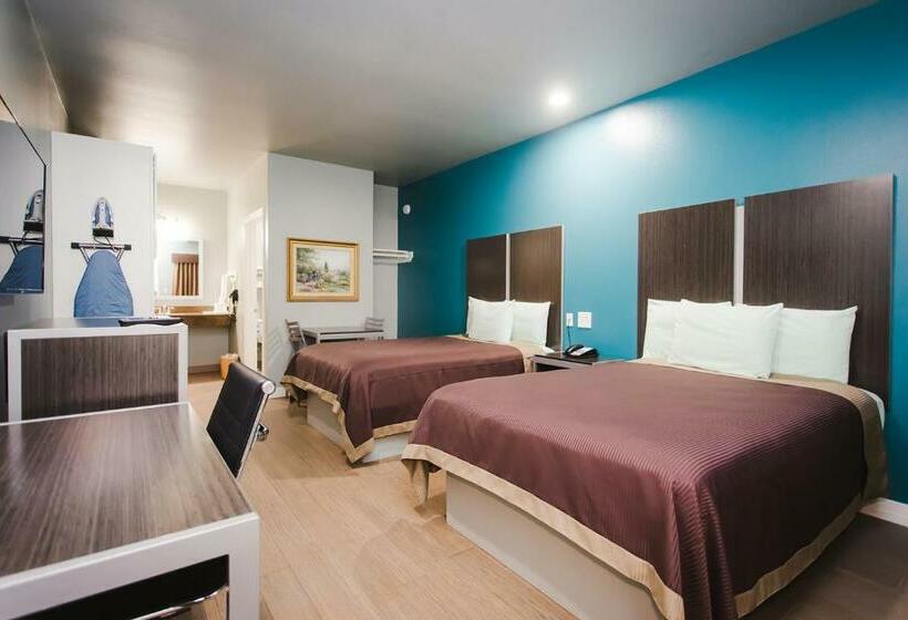 غرفة ديلوكس, Econo Lodge Inn & Suites