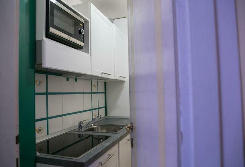 ジュニアスイート, Posta R.t.a