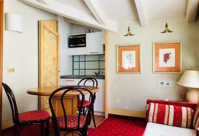 小型套房, Posta R.t.a