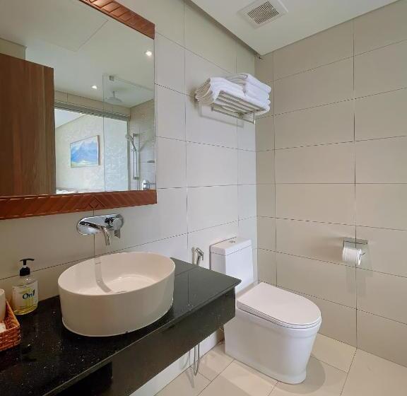 اتاق استاندارد چهار تخته با چشمانداز دریا, Venus Apartment   Apec Mandala Phú Yên