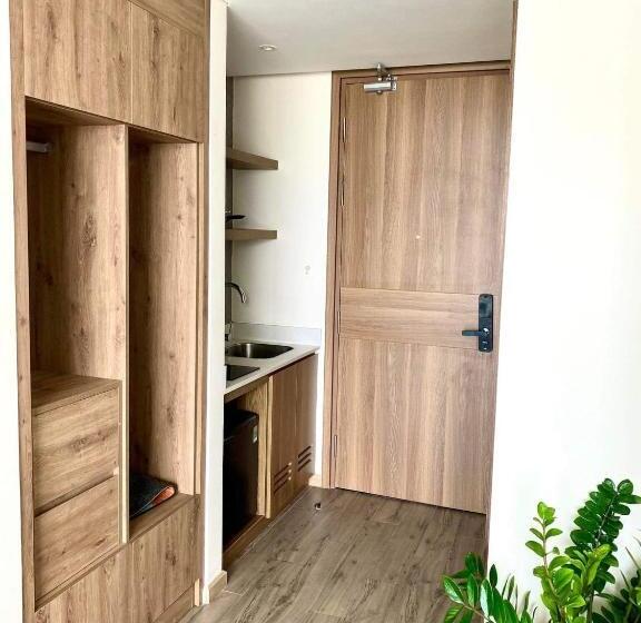 اتاق استاندارد چهار تخته با چشمانداز دریا, Venus Apartment   Apec Mandala Phú Yên