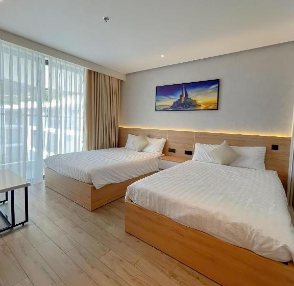 اتاق استاندارد چهارنفره با بالکن, Venus Apartment   Apec Mandala Phú Yên