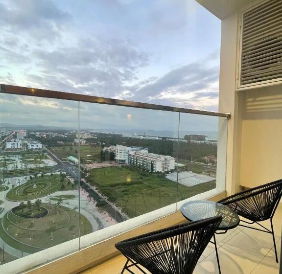 اتاق استاندارد چهار تخته با چشمانداز دریا, Venus Apartment   Apec Mandala Phú Yên