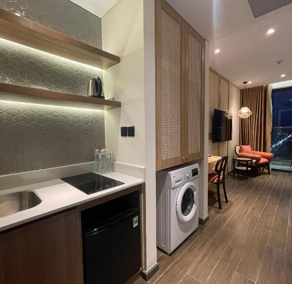 اتاق استاندارد چهار تخته با چشم‌انداز دریا, Venus Apartment   Apec Mandala Phú Yên