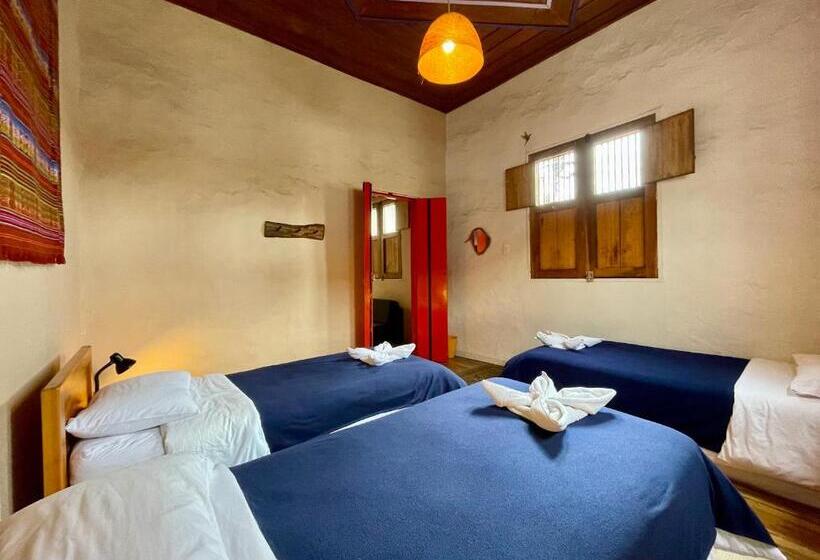 ベーシックトリプルルーム, Hostal Tralala Salento