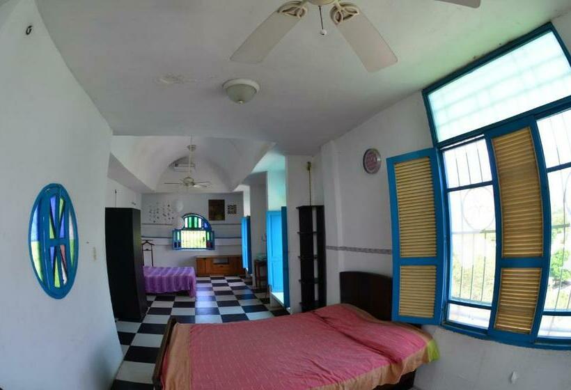 家庭套房, Jardin Etnobotanico Villa Ludovica