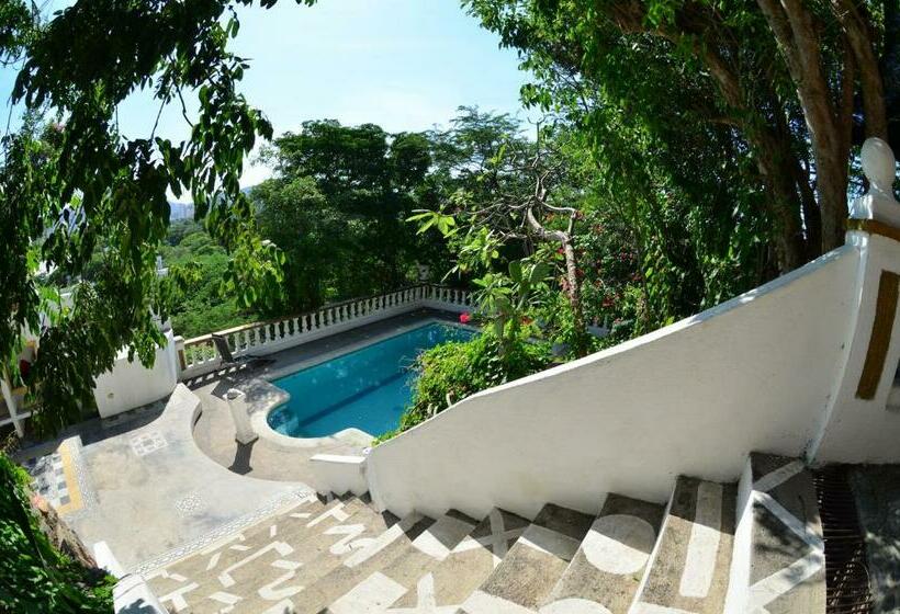 חדר משפחתי נוף לגינה, Jardin Etnobotanico Villa Ludovica