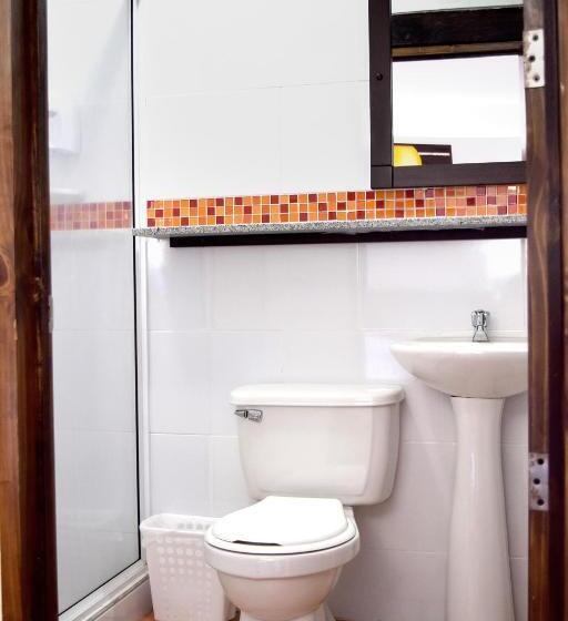 デラックストリプルルーム, Chrisban Hotel Boutique