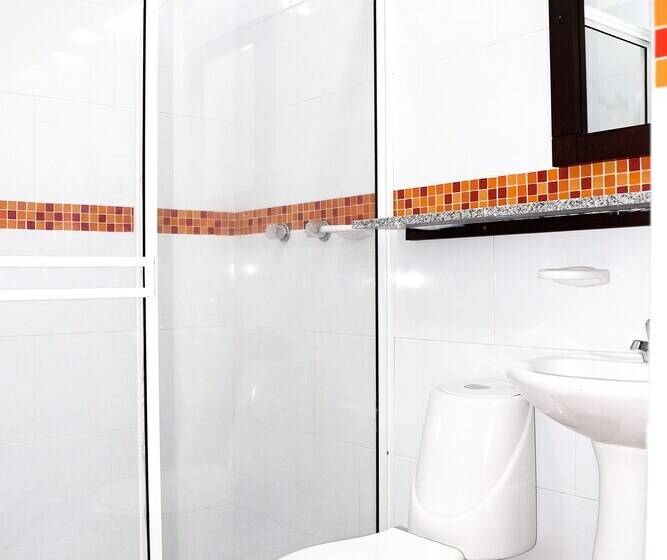 スタンダードルーム, Chrisban Hotel Boutique