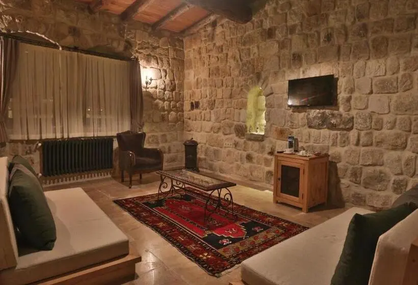 Presidenttisviitti, Acropolis Cave Suite