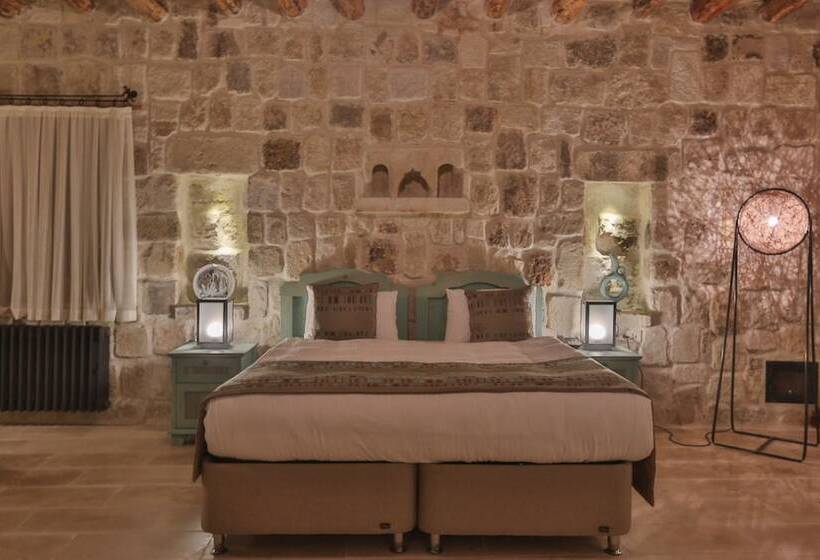 חדר דלוקס, Acropolis Cave Suite