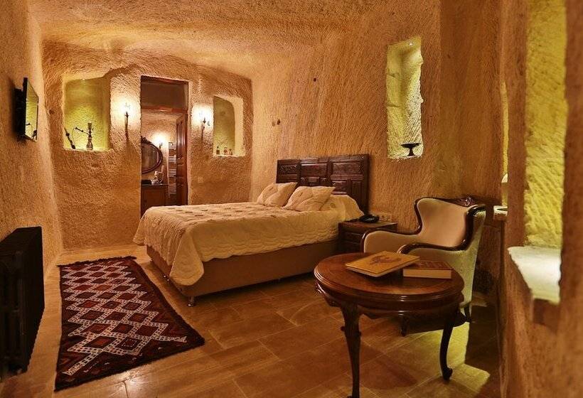 סוויטה, Acropolis Cave Suite