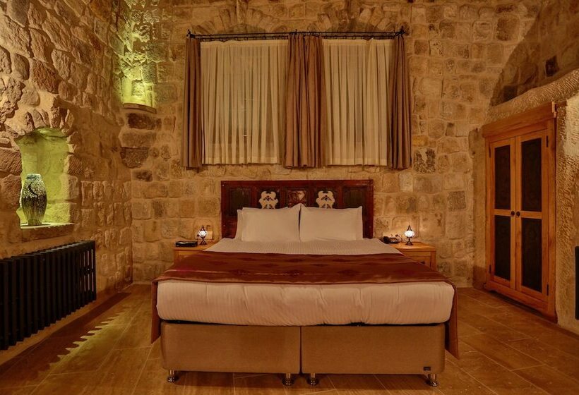 סוויטה נשיאותית, Acropolis Cave Suite