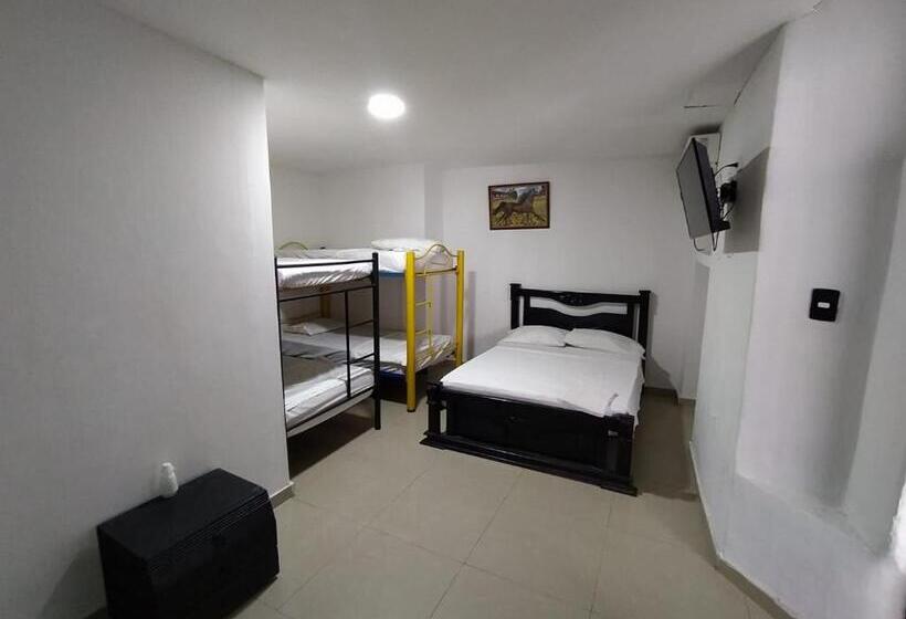 غرفة عائلية, Andalucía Inn