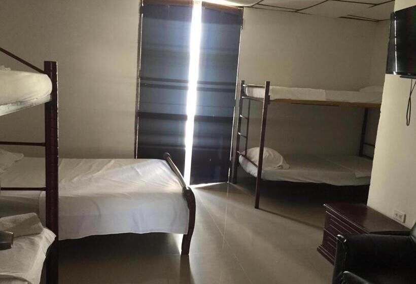 غرفة عائلية, Andalucía Inn