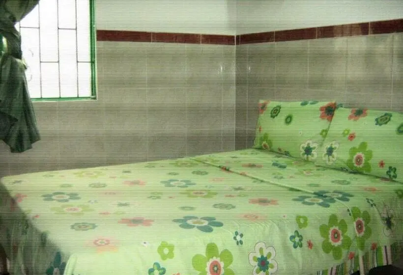 Standard Kolmen Hengen Huone, Arpa De Aguas
