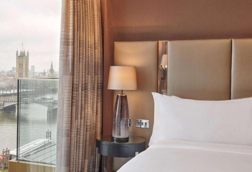 Номер Deluxe Кровать Кинг, Hyatt Regency London Albert Embankment