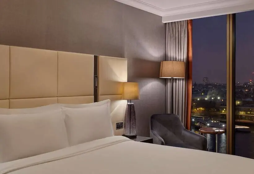 ダブルベッドスタンダードルーム, Hyatt Regency London Albert Embankment