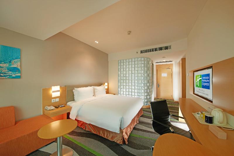 스탠다드 룸 킹사이즈 침대, Holiday Inn Express Tangshan Downtown, An Ihg
