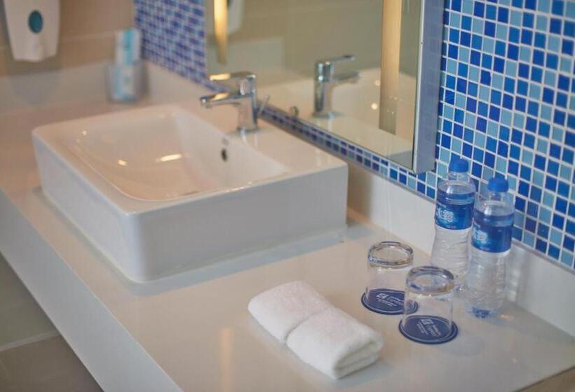 디럭스 룸 킹사이즈 침대, Holiday Inn Express Tangshan Downtown, An Ihg